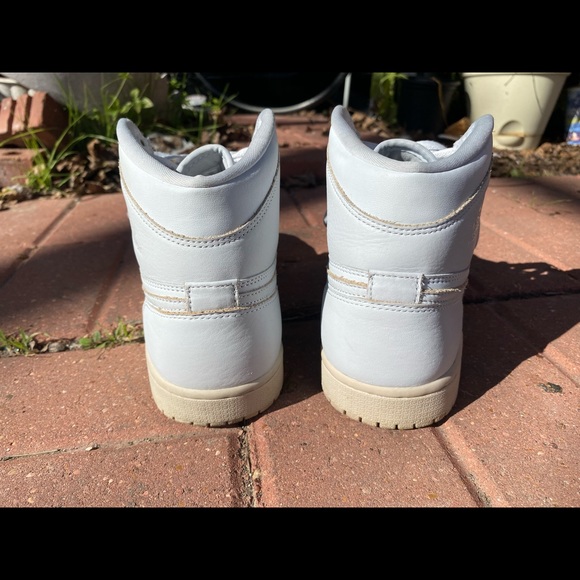 Air Jordan 1 Retro High Premium Pure Platinum/Desert Sand - Picture 6 of 10
